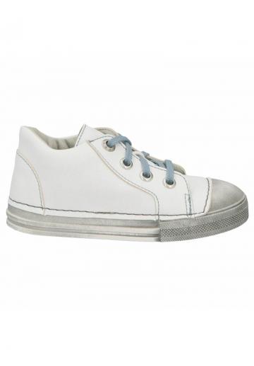 Детская обувь