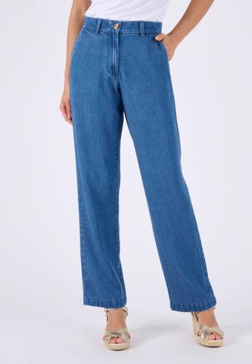 Прямые джинсы