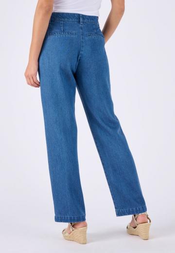 Прямые джинсы
