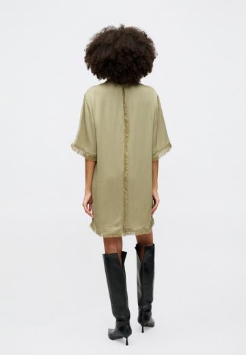 Короткое платье