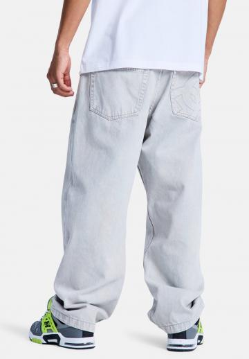 Свободные джинсы