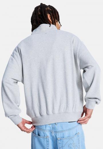 Спортивная кофта