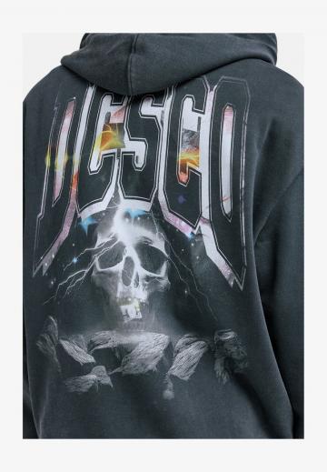 Спортивная кофта