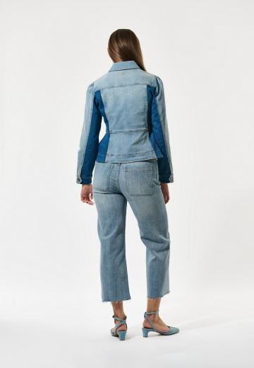 Джинсовая куртка