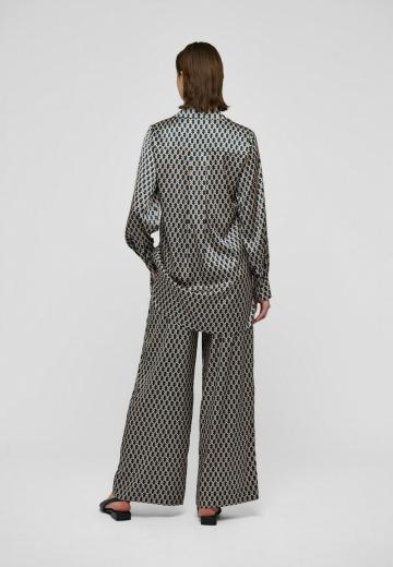 Шелковая блузка