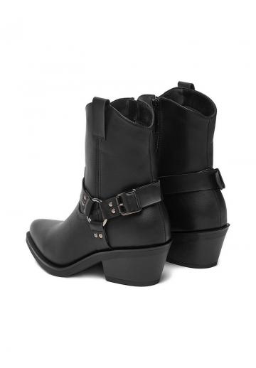 Ковбойские сапожки