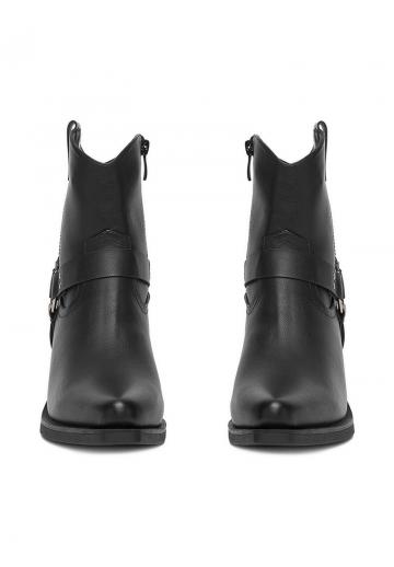 Ковбойские сапожки