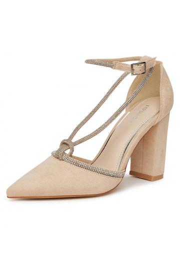 Туфли на высоком каблуке