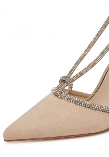 Туфли на высоком каблуке