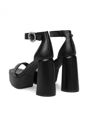 Босоножки на платформе