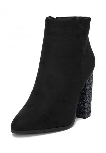 Высокие сапоги