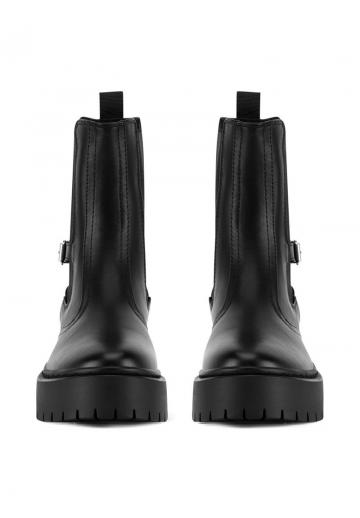 Полусапожки на платформе