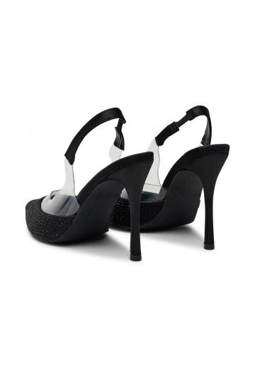 Туфли на высоком каблуке