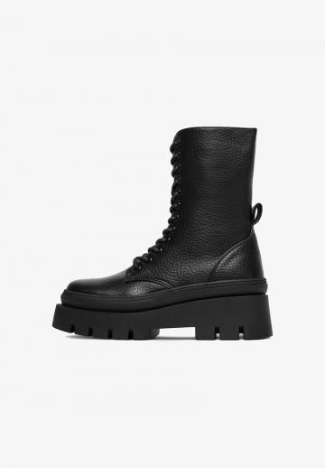 Полусапожки на платформе