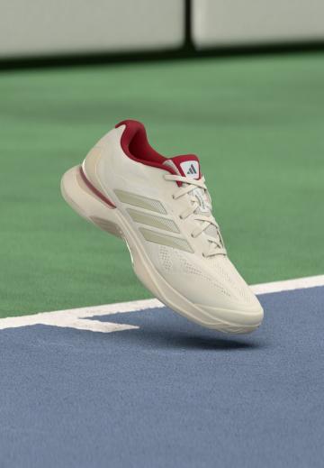 Теннисные кроссовки