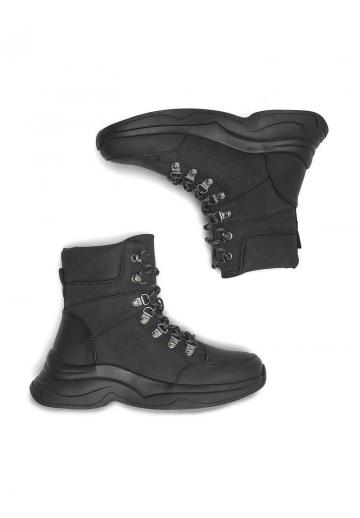 Полусапожки на платформе