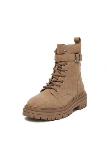 Ботинки на шнуровке