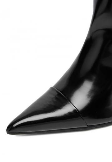 Высокие сапоги