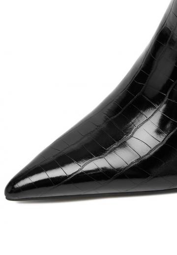 Высокие сапоги