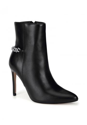 Высокие сапоги