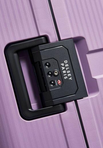 Чемодан на колесах