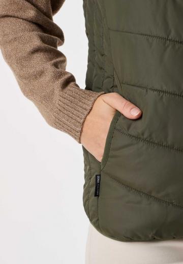 Стеганый жилет