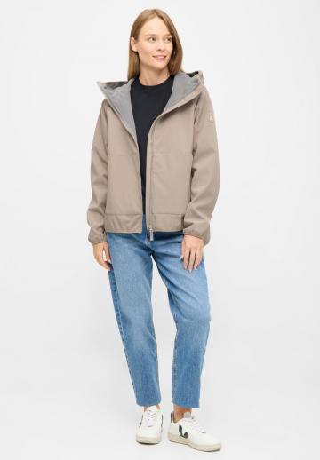 Короткое пальто