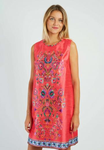 Короткое платье