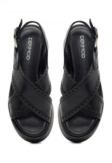 Босоножки на танкетке