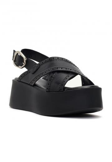 Босоножки на танкетке