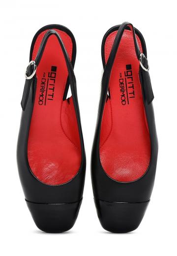 Туфли с ремешком