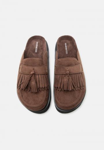 Шлепанцы