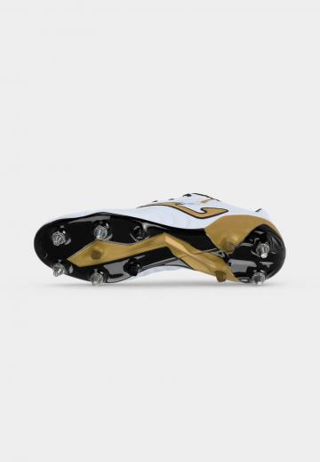 Футбольные бутсы