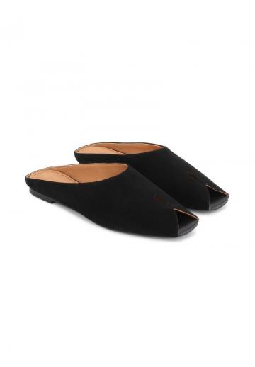 Шлепанцы