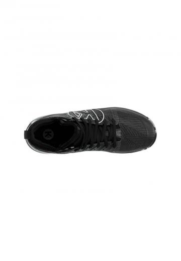 Кроссовки