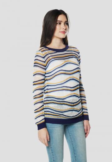 Пуловер в полоску