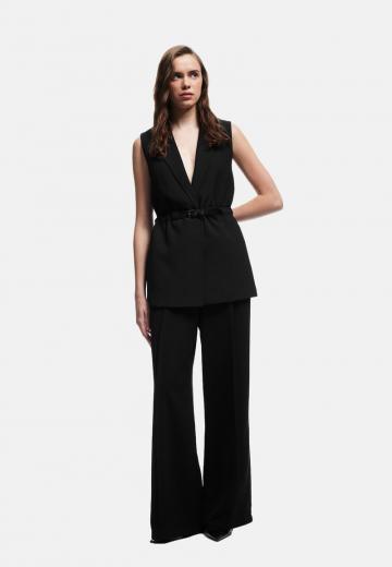 Длинный жилет
