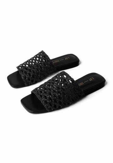Шлепанцы