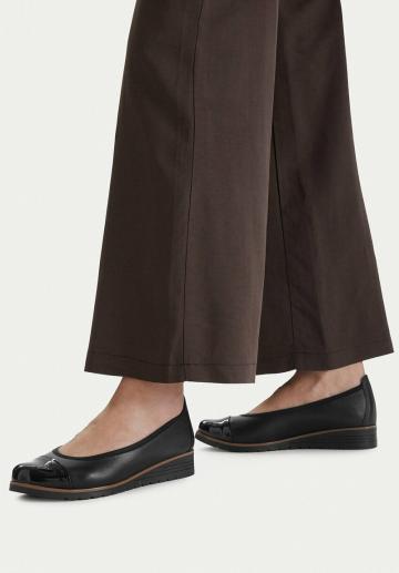 Спортивные балетки