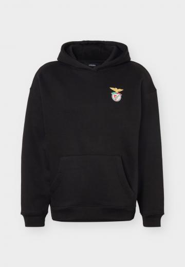 Спортивная кофта