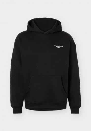 Спортивная кофта