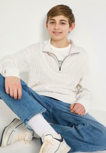 Пуловер
