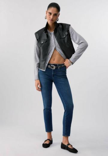 Короткие джинсы