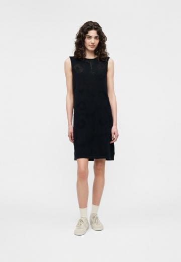 Вязаное платье