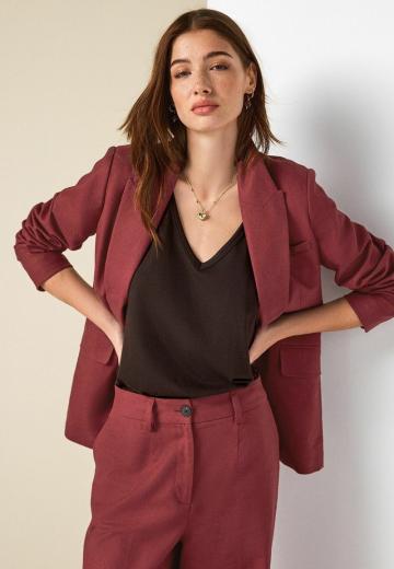 Костюм