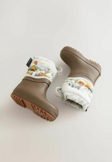 Резиновые сапоги