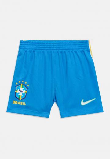 Спортивные шорты