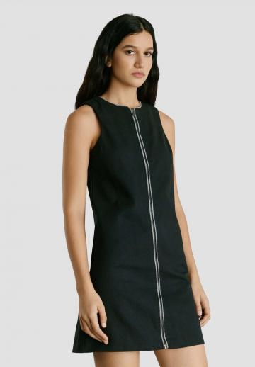 Короткое платье