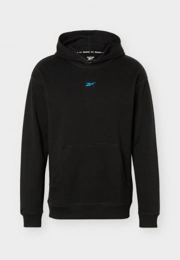 Спортивная кофта