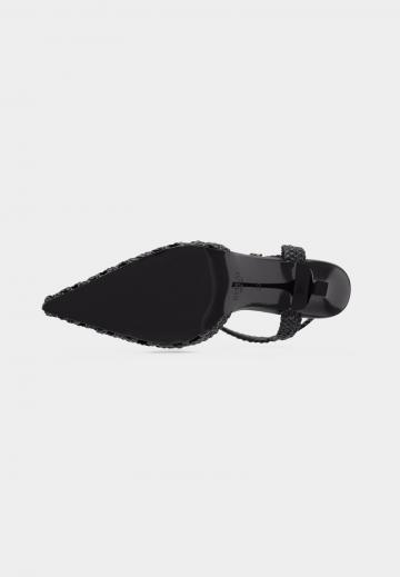 Туфли на высоком каблуке